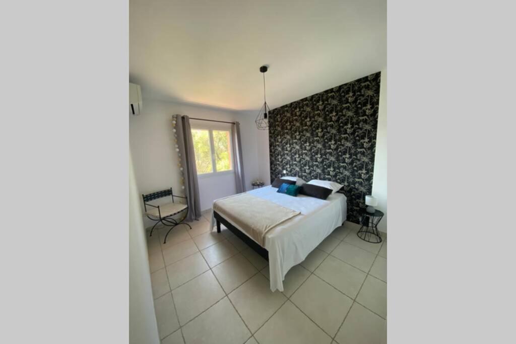 Joli F3 De 60M2 Avec Balcon Apartamento Bastelicaccia Exterior foto