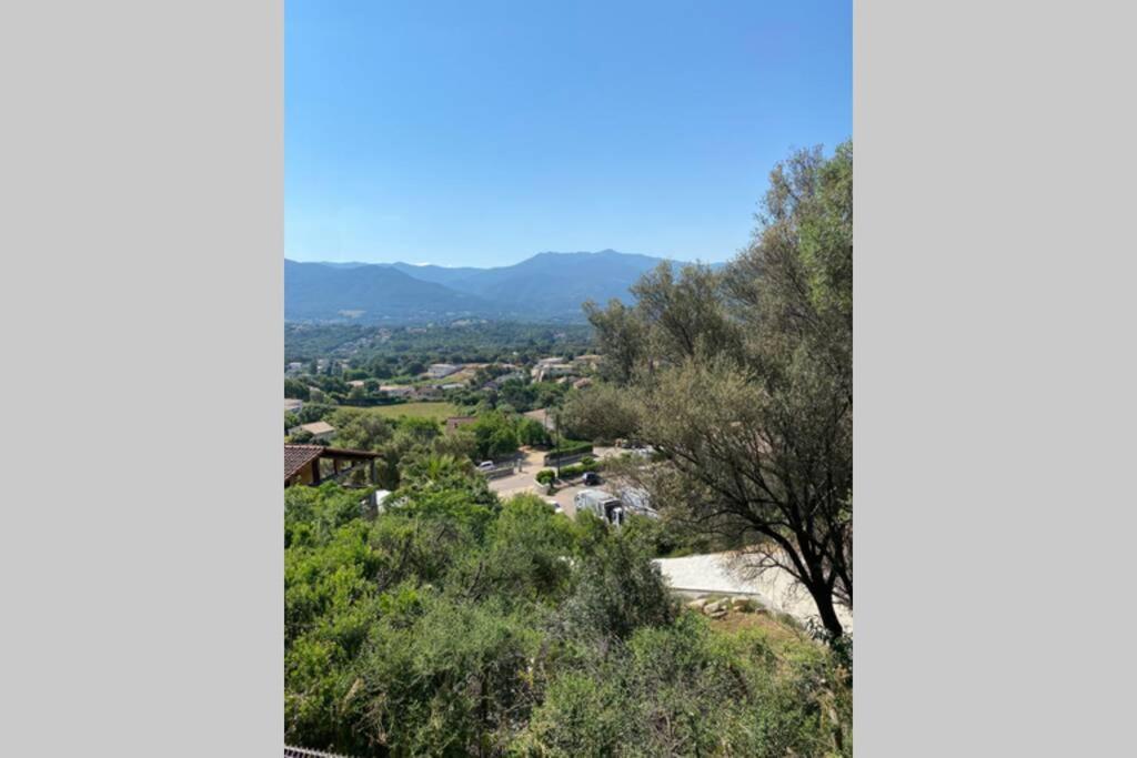 Joli F3 De 60M2 Avec Balcon Apartamento Bastelicaccia Exterior foto