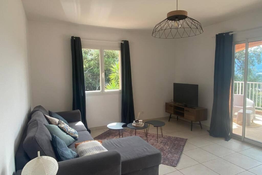 Joli F3 De 60M2 Avec Balcon Apartamento Bastelicaccia Exterior foto